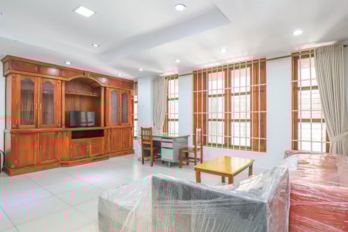 TTP| Spacious 3 Bedrooms Apartment for RENT near Russian Market