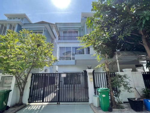 Twin Villa for Rent at Borey Peng Huoth