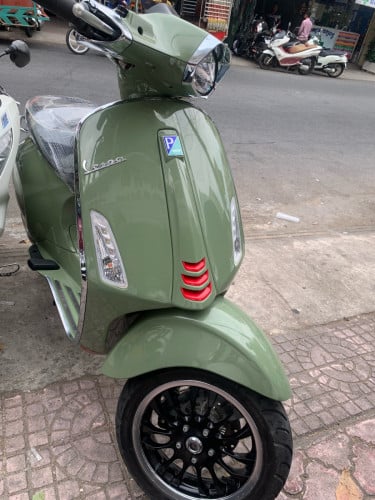 Vespa sprint 022 ពណ៌​កម្រ​