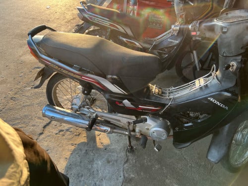 លក់ម៉ូតូ