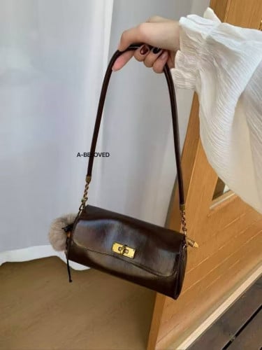 កាបូបនារី