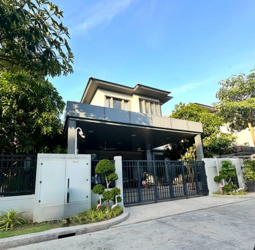 ឃ្វីនអេ​ វីឡាសម្រាប់ជួល ទីតាំង​បុរីជីបម៉ុង ផាកលែន​ ៥០ម៉ែត្រ​