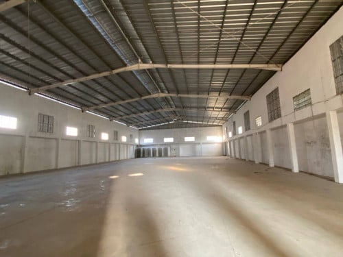 ឃ្លាំងសម្រាបជួល នៅចោមចៅ ជិតប្រលានយន្តហោះ