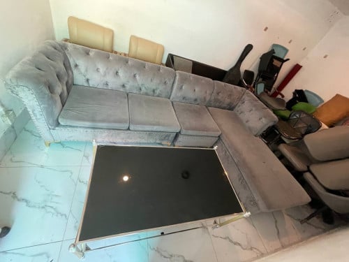 លក់សាឡុងមួយទឹក