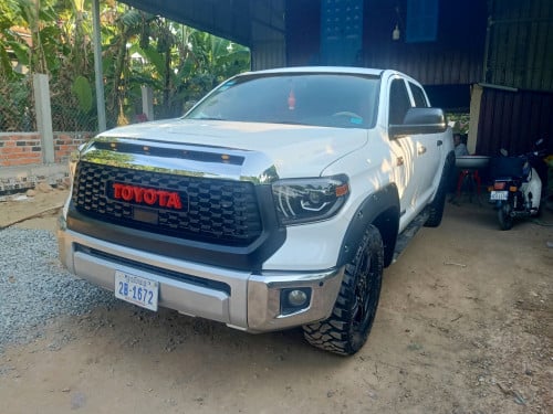 ឡានត្រូកាលក់