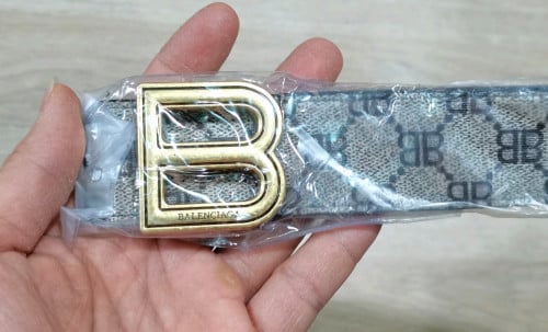 ខ្សែក្រវាត់ ម៉ូតឡូយ ស្អាត កាលីប ពេញនិយមមានក្មេង និងមនុស្សធំ (ប្រុសស្រី)តំលៃតាមម៉ូត