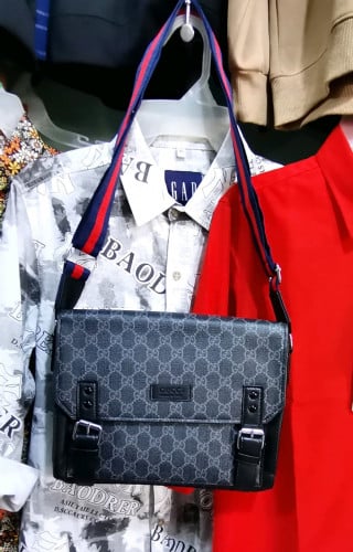 កាបូបស្ពាយ សាកាដូ កាបូបខោអាវ ប្រុសស្រី ស្អាតៗ​ ពេញនិយម