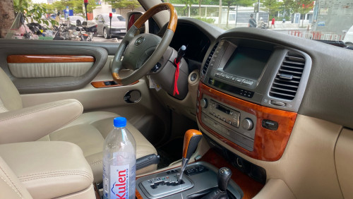 ឡាន​លក់​បន្ទាន់​