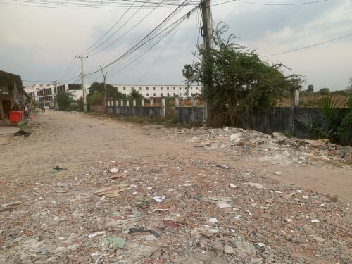 ដីលក់ ជិតវត្តព្រៃស្ពឺ តំបន់ទួលពង្រ