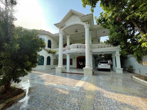 វីឡាលក់ នៅទួលគោក