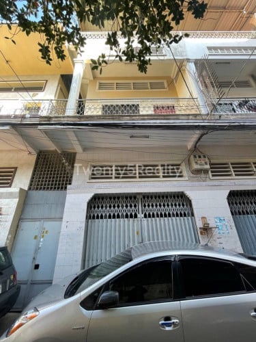 ផ្ទះជួលក្បែរផ្សារសំណង់១២ ល្អសម្រាប់ស្នាក់នៅ