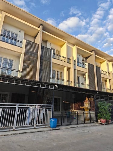 ផ្ទះជួលឈូកមាស