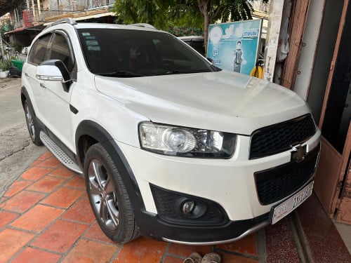 ឡាន​លក់​ឆ្នាំ​ 013