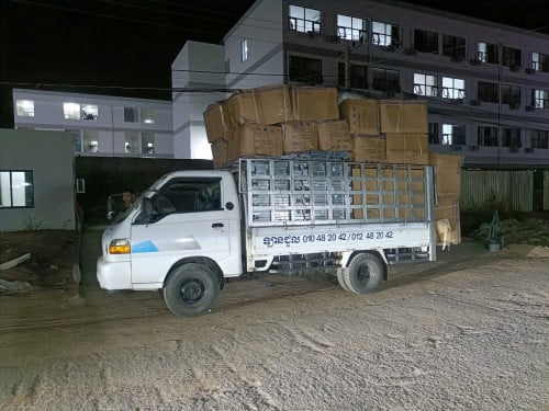 ឡានជួលដឹកអីវ៉ាន់រើផ្ទះ24 ម៉ោង