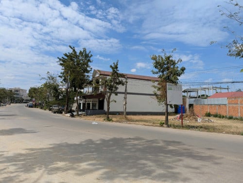 ដីលក់ 583ម៉ែតការ៉េ