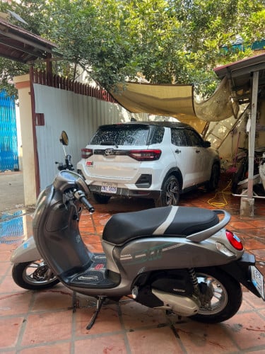 ម្ចាស់ផ្ទាល់នៅថ្មី95%