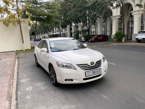 ឡានលក់ camry 07 hybrid
