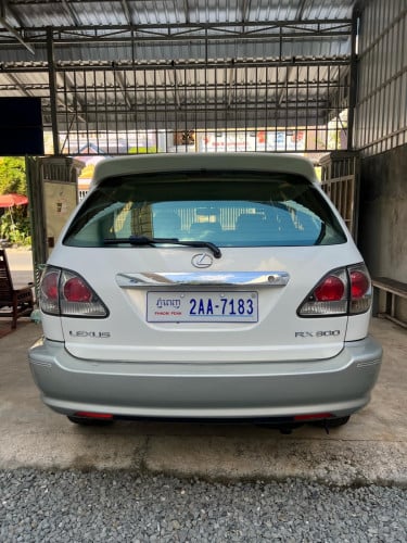 មកមើលផ្ទាល់ធានាមិនខកចិត្ដ ថ្មីគ្មានកន្លែងទាស់  Luxes Rx300 ឆ្នាំ2002 ប៉ុង1 ម្ចាស់ដើមទី1