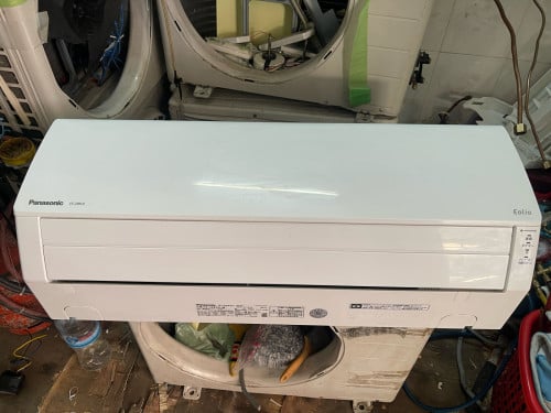 ម៉ាស៊ីនត្រជាក់​ Panasonic inverter gasR32 japen មុខរ៉េ២​