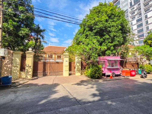 🏡វីឡា សម្រាប់ជួល!!