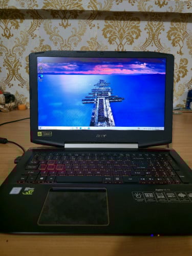 Acer VX 15 i7 GTX 1050 ram 16g storage 1T+250