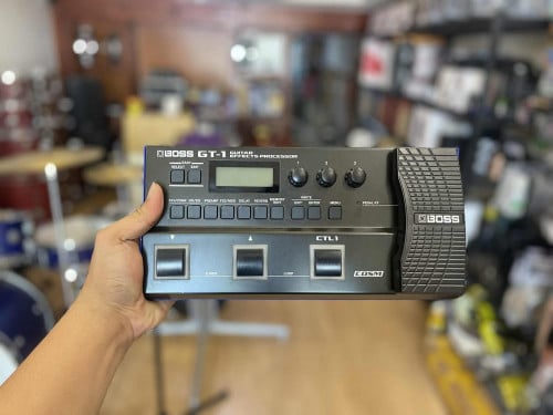 Boss GT-1 មួយទឹកជប៉ុន