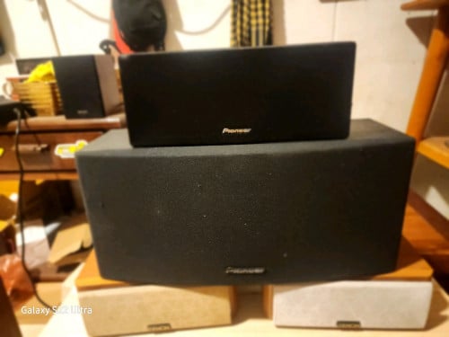 Centerម៉ាកpioneers មួយគូរ 36$