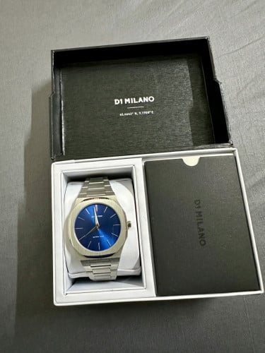 d1 milano ultra thin copy top grand new 99% full box
