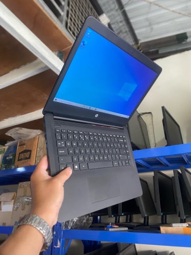 HP Laptop 14-(190$)Core i5 7 generation Ram 8GB SSD 256GB Screen 14inch New99%