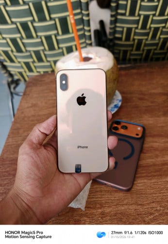 Iphone Xs សុំណុំស៊ីន