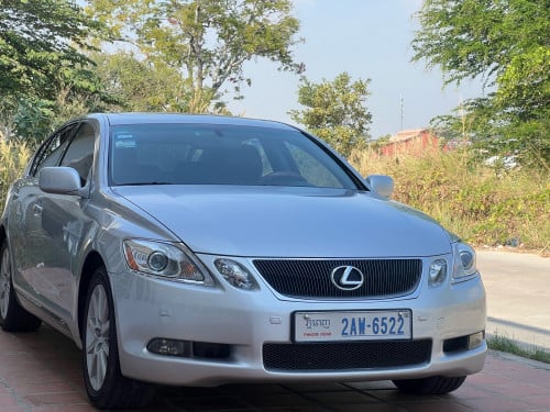 Lexus GS 300 full pong 2ថ្មីណាស់ឡាននៅសំណុំហ្សុិន ម៉ាសុិនប្រអប់លេខគ្រឿងក្រោមម៉ាសុិនត្រជាក់អេមទាំងអសឭ
