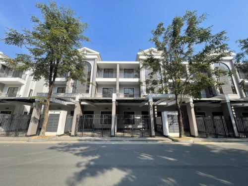 Link Villa for Rent  at Borey Phm Penh Park  6A.