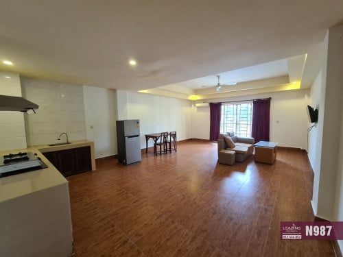 N987 | Spacious 1 Bedroom Apartment For Rent with Car Park