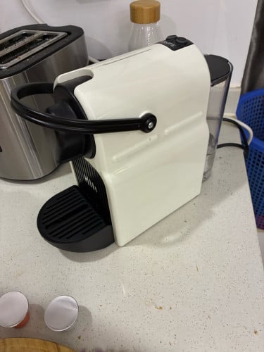 Nespresso capsule coffee machine set