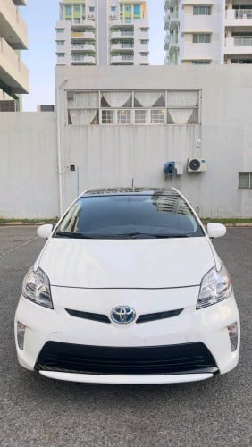 Prius 2012 Option 4 Deluxe Solar