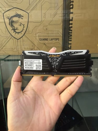 Ram Destop Gaming RGB 8GB DDR4 មួយទឹកដោះពីម៉ាសុីន   អីវ៉ាន់មាននៅក្នុងស្តុកមានធានា1អាទិត្យ📩🙏