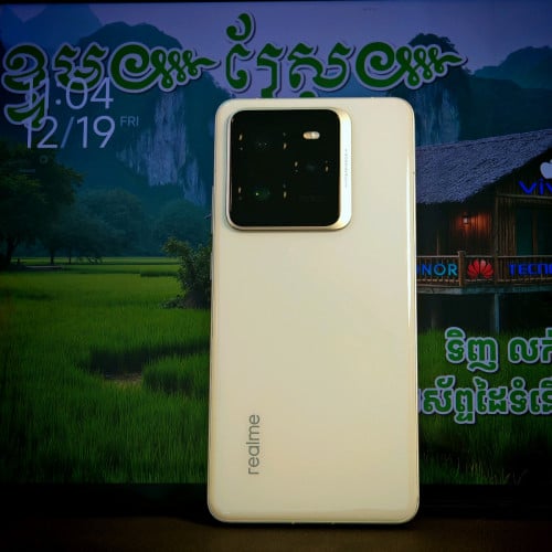 Realme GT 7Pro 5G (វ៉ៃដូរបាន)មានធានាច្បាស់លាស់ត្រឹមត្រូវ