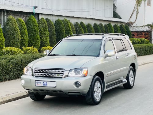 Toyota Highlander year 2003 v6 pong1