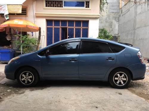 Toyota Prius 07 h full option ឡានស្អាត ធានាមុខក្រោយអត់បុកបាតអត់ច្រេស ពិន្ទុជាប់