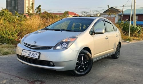 TOYOTA PRIUS FULL