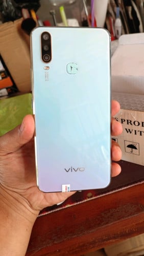 Vivo Y12