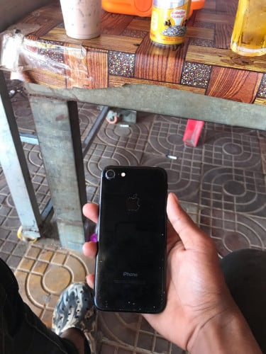 ស្ទេីទួយ