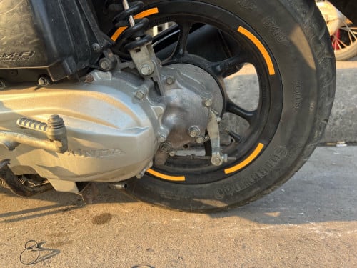 លក់ម៉ូតូ