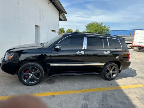 ប្រភេទឡានស្អាតអត់បុកអត់ប៉ះ