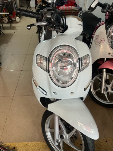 ម៉ូតូលក់