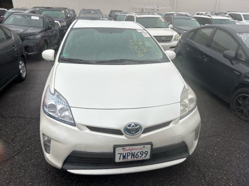 មកថ្ងៃ 21នេះន 2013” Prius Plug in សកាំមៃ មេឡានមិនងាយជួប