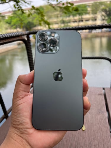 ទូរស័ព្ទលក់ 425$ 13 Pro Max ស្អាត