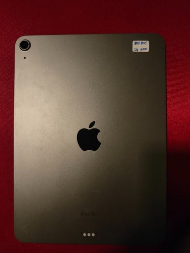 លក់ipad air 5 64g ថែមប៊ិចcopyមួយ