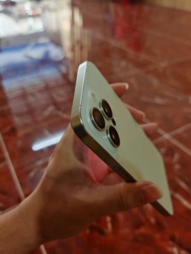 លក់ IPhone 15 Pro Max 256GB KH/A 99% ប្រើតបតែឆាតទេ