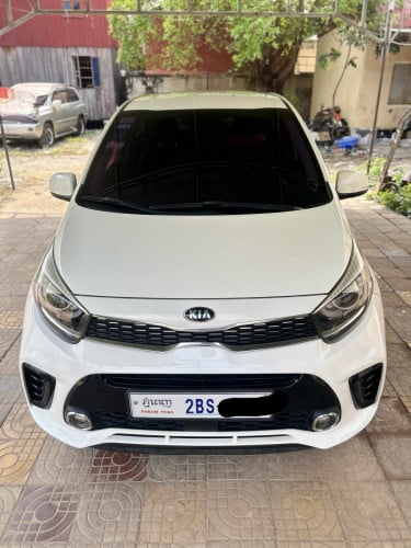 ចង់លក់វិញ Kia morning ឆ្នាំ2017 full option GT line